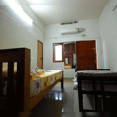 Budget friendly deluxe rooms in alappuzha kalavoor