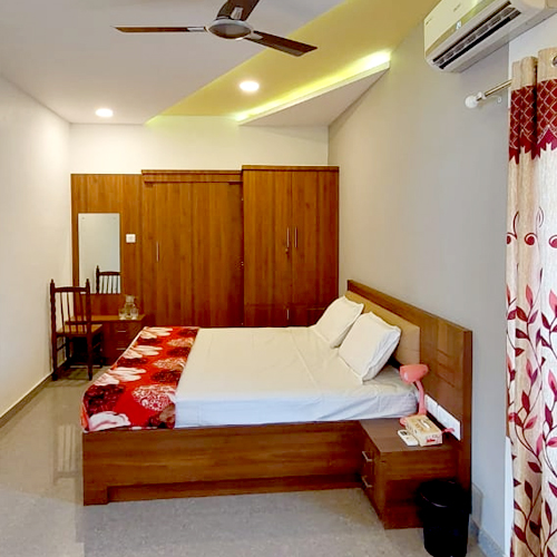 ac and non-ac rooms near kreupasanam